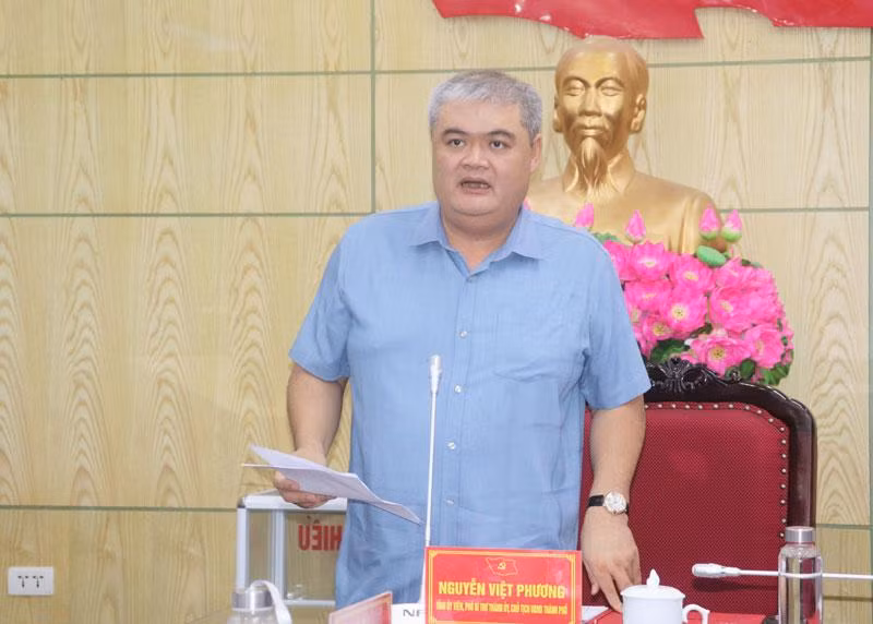 Chủ tịch UBND thành phố Vĩnh Yên Nguyễn Việt Phương phát biểu tại hội nghị.