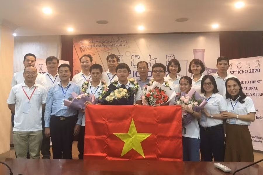 Đội tuyển Olympic Hóa học quốc tế.