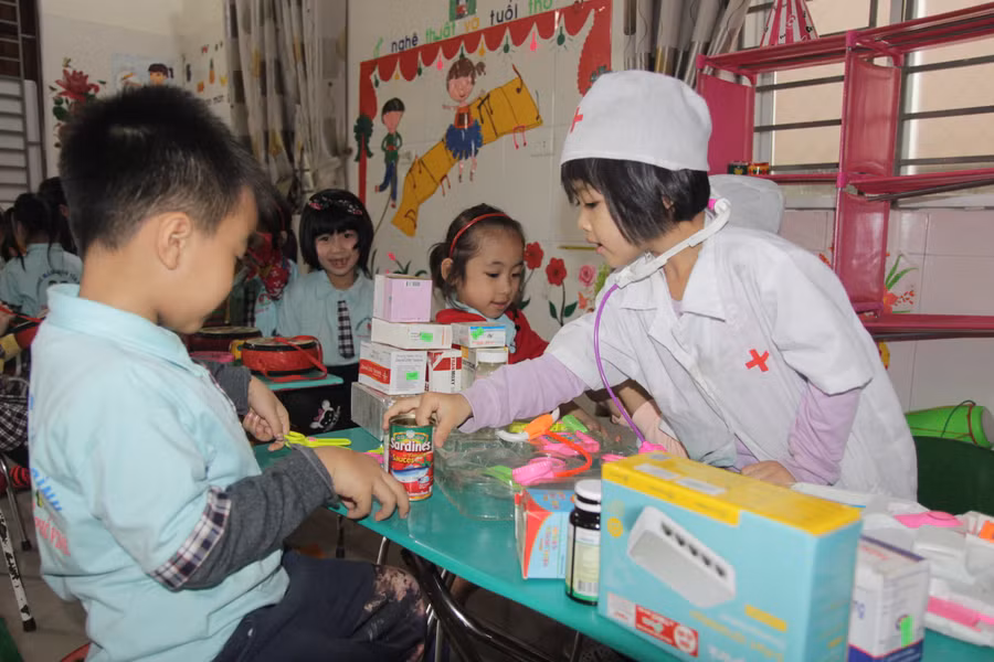 Nhiều địa phương của tỉnh Nghệ An đang thiếu giáo viên mầm non. Ảnh minh họa 