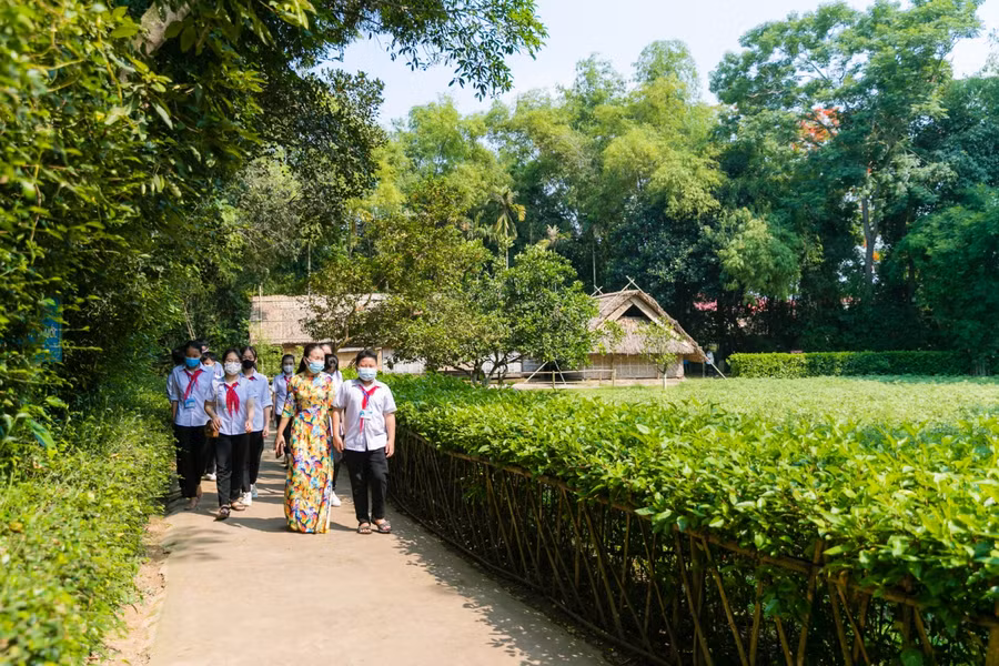 Quê nội Bác Hồ tại làng Sen với mái nhà tranh đơn sơ, mộc mạc