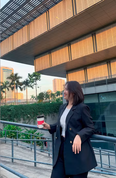 Bảo tàng Hà Nội, nổi tiếng với kiến trúc hình Kim tự tháp ngược.