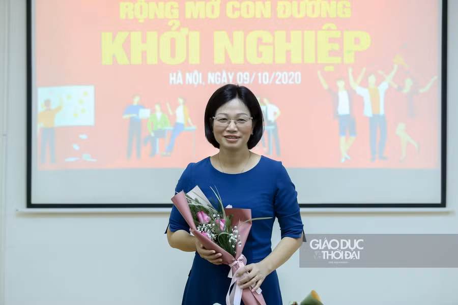 Bà Nguyễn Thị Thu Hường, Phó Hiệu trưởng Trường ĐH Công nghiệp Dệt may Hà Nội