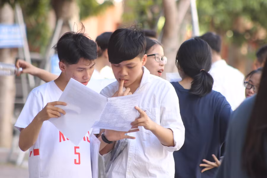 Thí sinh Nghệ An dự thi THPT quốc gia 2019