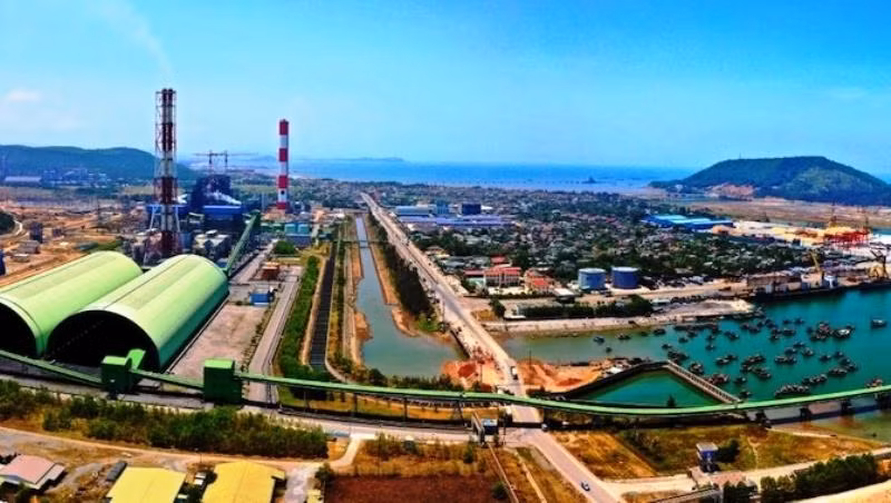 Một góc khu kinh tế Nghi Sơn, tỉnh Thanh Hóa. Ảnh: Minh Hiếu
