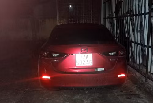 Chiếc xe Nghĩa bỏ lại khi chạy trốn