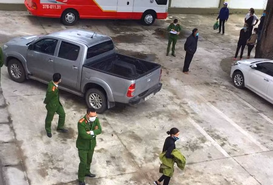 Sân bệnh viện, nơi xảy ra vụ việc.