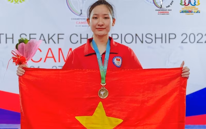 Việt Nam vươn lên vị trí thứ 2 trên bảng xếp hạng SEA Games 32