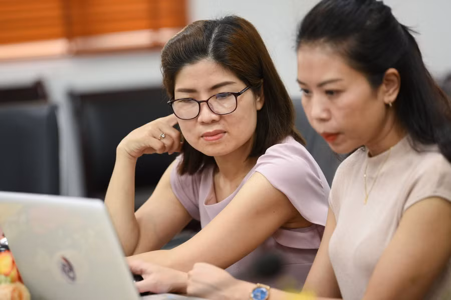 Cô Phạm Thị Ngọc Thúy giao lưu cùng độc giả Báo GD&amp;TĐ tại điểm cầu Hà Nội