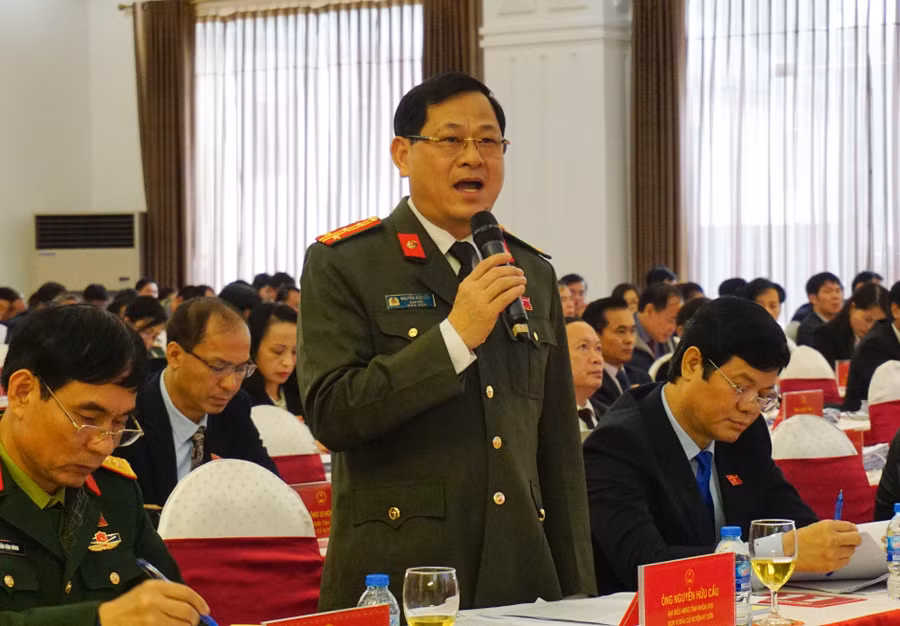 Đại tá Nguyễn Hữu Cầu - Giám đốc Công an tỉnh Nghệ An cho biết, tình trạng mua bán pháo gần Tết rất phức tạp.