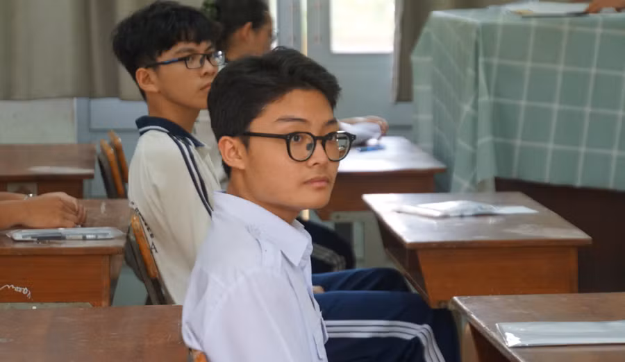Thí sinh dự thi tốt nghiệp THPT tại điểm thi Trường THPT chuyên Trần Đại Nghĩa, TPHCM. Ảnh: Mạnh Tùng Thí sinh dự thi tốt nghiệp THPT tại điểm thi Trường THPT chuyên Trần Đại Nghĩa, TPHCM. Ảnh: Mạnh Tùng