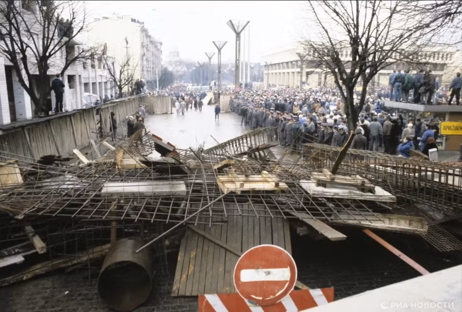 Các rào chắn người biểu tình ở Vilnius, tháng 1 năm 1991.