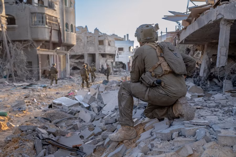 Binh sĩ Israel tại Gaza.