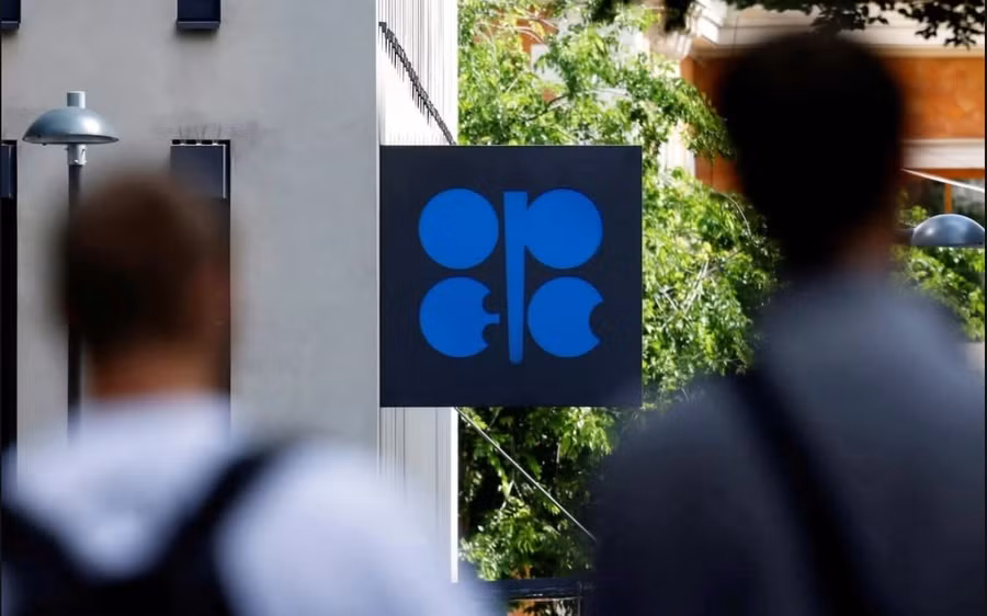 Logo OPEC bên ngoài trụ sở của tổ chức này tại Vienna, Áo, tháng 5/2024.