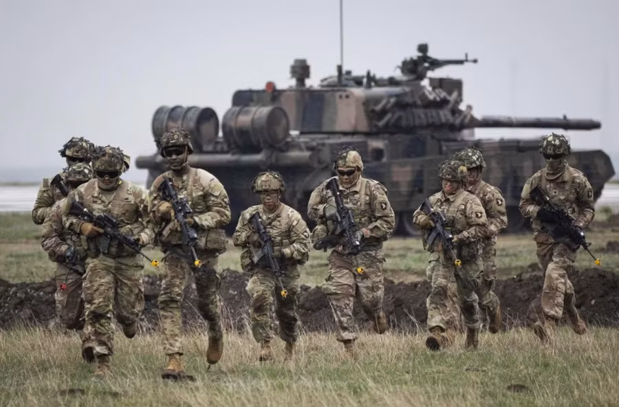 Quân đội Mỹ trong cuộc tập trận của NATO ở Romania.