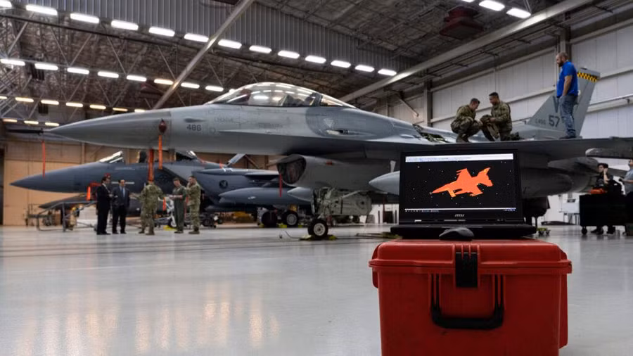 Tiêm kích F-16.