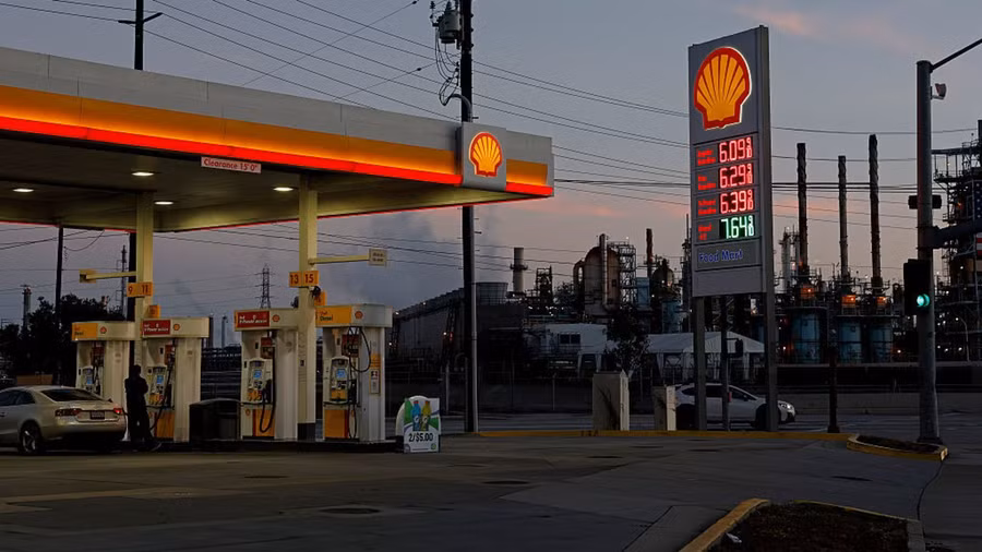 Giá dầu tại California, Mỹ, ngày 2/4/2026.