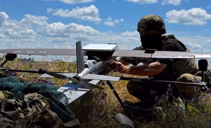 Máy bay không người lái trên chiến trường Ukraine.