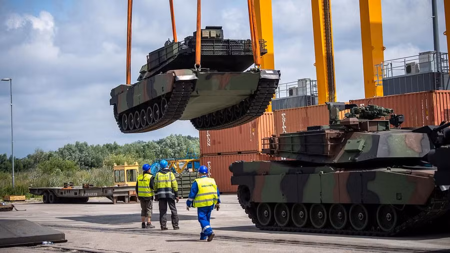 Xe tăng M1 Abrams.