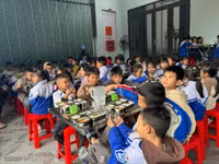 Thanh Hóa mua sắm sách giáo khoa cho học sinh 6 trường nội trú vùng biên giới
