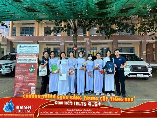 Hội nhập quốc tế với chương trình song bằng cam kết đầu ra IELTS 4.5+