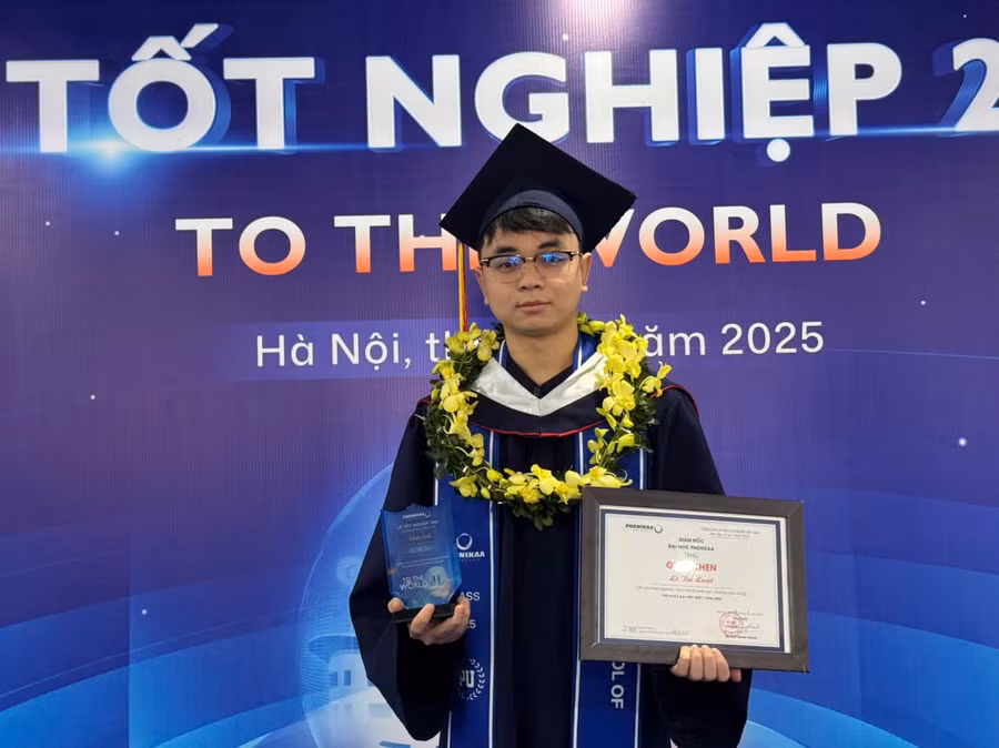Lê Bá Luật, tân thủ khoa đầu ra Đại học Phenikaa.