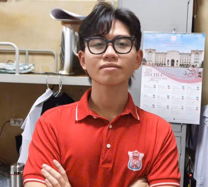 Hà Thanh Phúc (quê ở Việt Trì, Phú Thọ) sinh viên năm nhất của Trường Đại học Y Hà Nội. Ảnh NVCC.