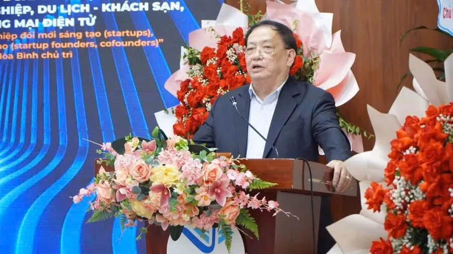 hoa-binh-1.jpg