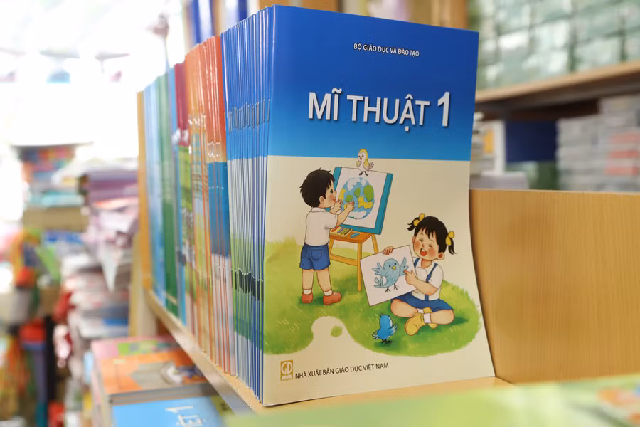 Năm học 2026 – 2027 là năm đầu tiên triển khai chủ trương thống nhất sử dụng bộ SGK.