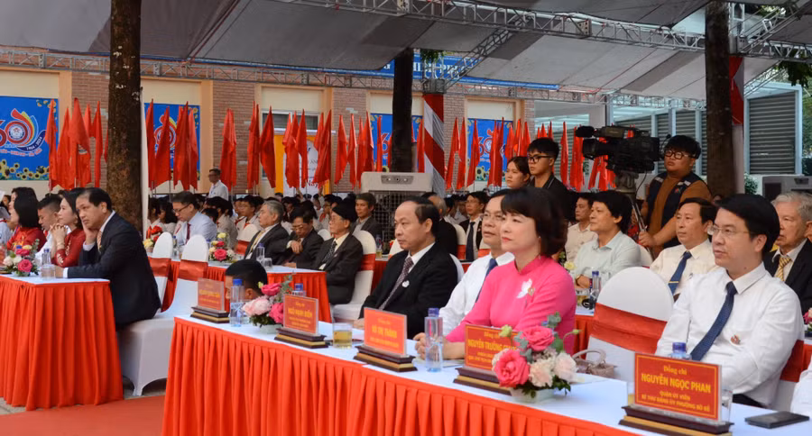 uy9-0775.jpg
