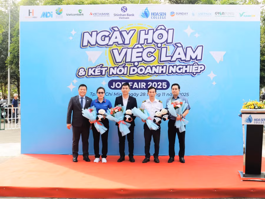 hoa-sen-3.jpg