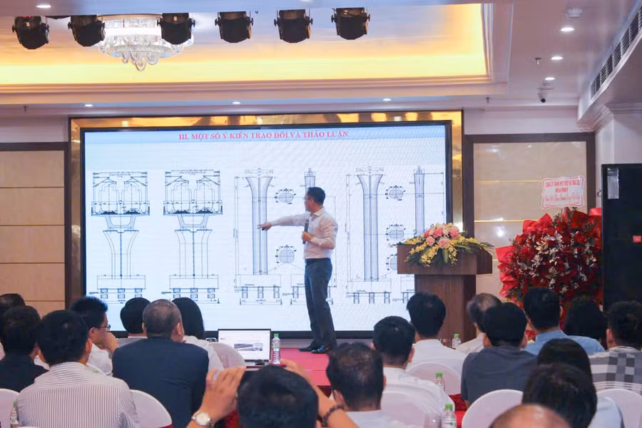 Các chuyên gia chia sẻ kinh nghiệm làm thực tế.