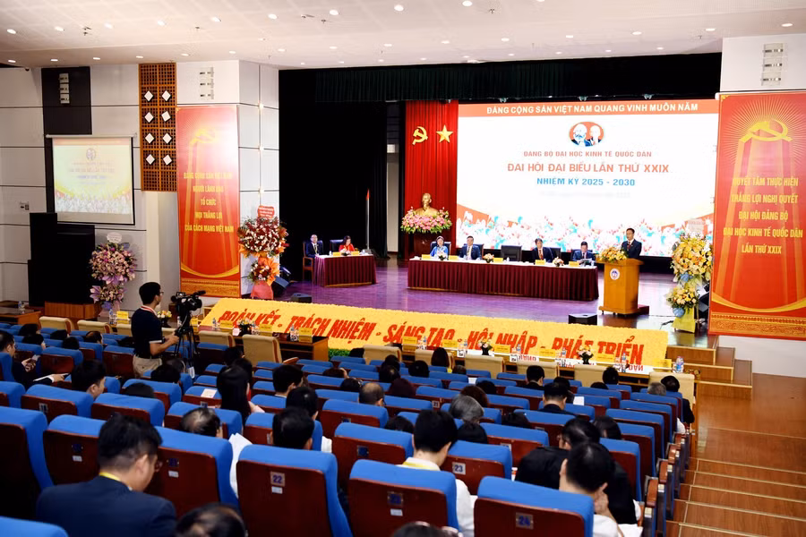dai-hoi-1.jpg