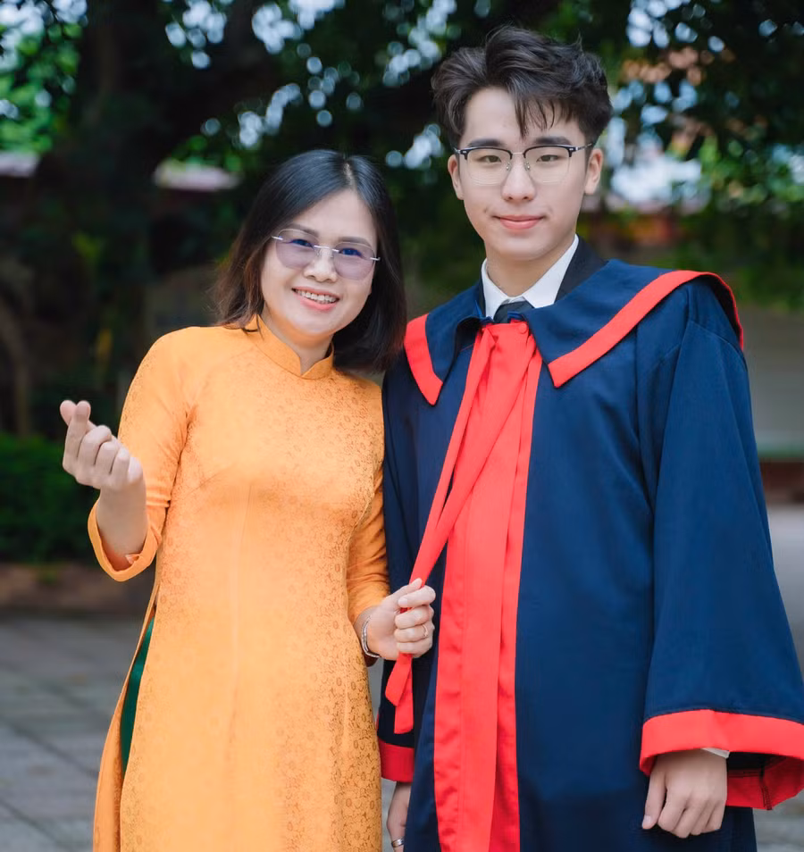 nhan-2.jpg