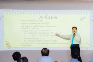 Học sinh tham gia cuộc thi "Khám phá và Sáng tạo trong Toán học 2025".