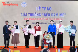 Các gương mặt trẻ tiêu biểu có mặt tại lễ trao giải.
