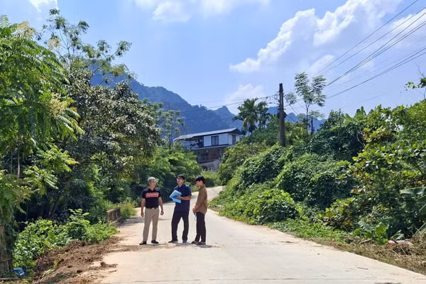 Giao thông tại xã Thần Sa (tỉnh Thái Nguyên) được quan tâm đầu tư, nâng cấp, tạo nền tảng cho địa phương phát triển. 