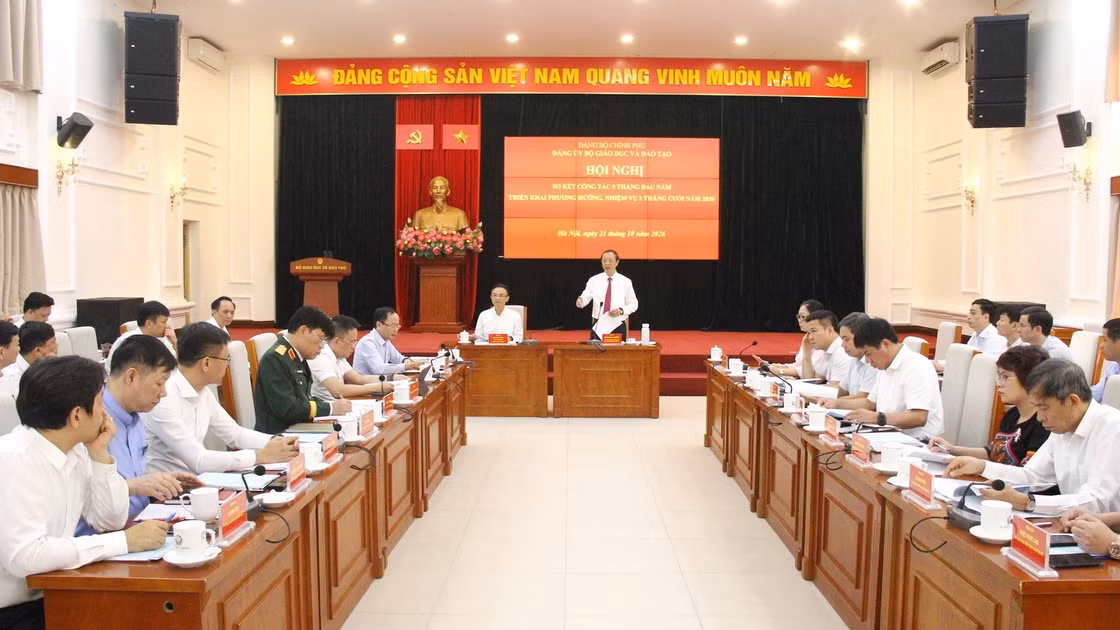 Toàn cảnh hội nghị.