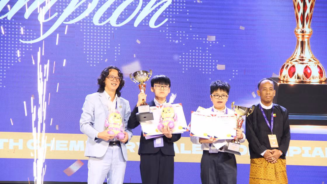 Học sinh Việt Nam 'thắng lớn' tại Kỳ thi Olympic Tài năng Hóa học Trẻ Thế giới năm 2026.
