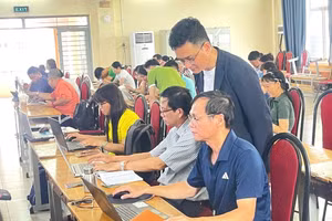 Cán bộ, giáo viên Trường THPT Trần Quang Khải tham bồi dưỡng cuối tháng 8/2026.