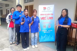 Đoàn viên, thanh niên xã Phú Hòa Đông (TPHCM) tham gia chương trình "Tư vấn hướng nghiệp và giới thiệu việc làm cho thanh niên nông thôn" năm 2026.