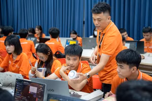 Hoạt động học tập tại FPT PolySchool. Ảnh: NTCC.