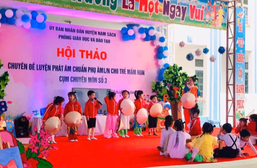 mn-cong-hoa.jpg