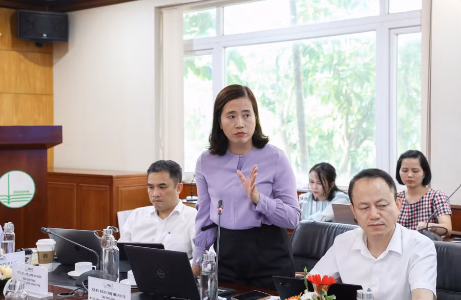 vnu-hoi-nghi-cong-nghe-chip-ban-dan-15.jpg
