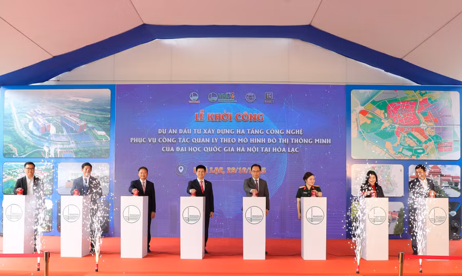 vnu-khoi-cong-du-an-ha-tang-cong-nghe-hoa-lac-29.jpg