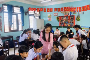 Một giờ học của cô trò lớp 3/7. 