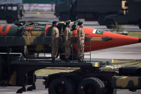 Tên lửa đạn đạo Ghauri của Pakistan có thể mang đầu đạn hạt nhân.