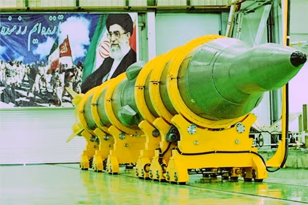 Tên lửa đạn đạo của Iran.