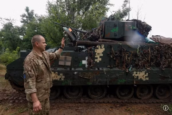 Xe chiến đấu bộ binh Bradley trong Quân đội Ukraine.