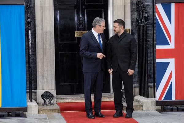 Thủ tướng Anh Keir Starmer và Tổng thống Ukraine Zelensky.
