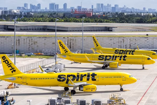 Hãng hàng không Spirit Airlines tuyên bố ngừng hoạt động.